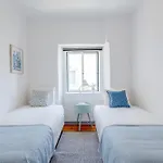 Alfama With Open Air - Up To 30 Guests Apartment