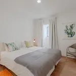 Alfama With Open Air - Up To 30 Guests Lissabon