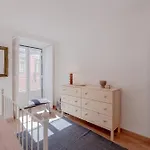 Apartment Alfama With Open Air - Up To 30 Guests *