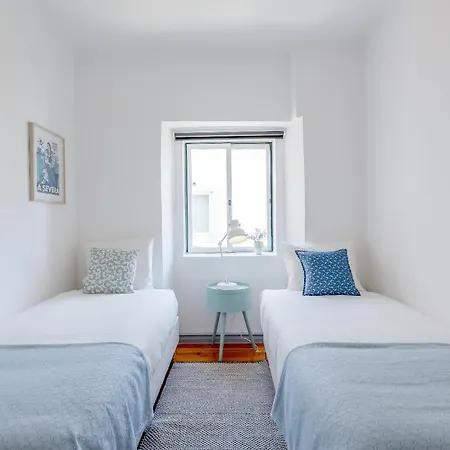 Alfama With Open Air - Up To 30 Guests Daire