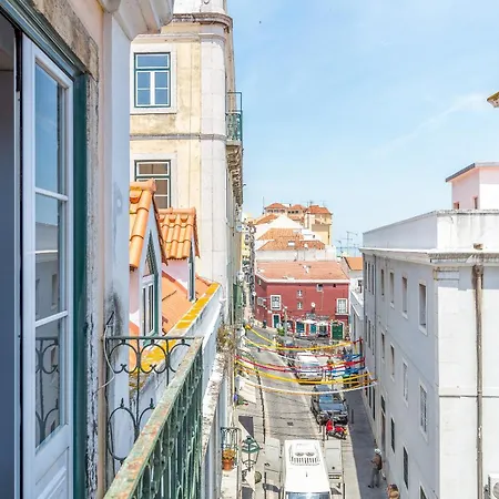 Alfama With Open Air - Up To 30 Guests *