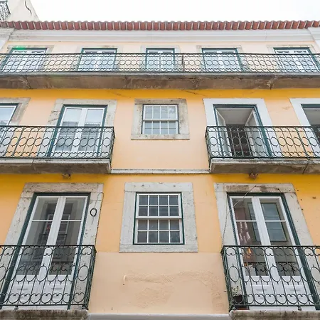 Alfama With Open Air - Up To 30 Guests Apartment *