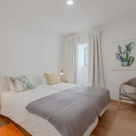 Alfama With Open Air - Up To 30 Guests Lisbon