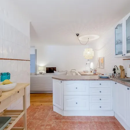 Alfama With Open Air - Up To 30 Guests Апартаменты Лиссабон