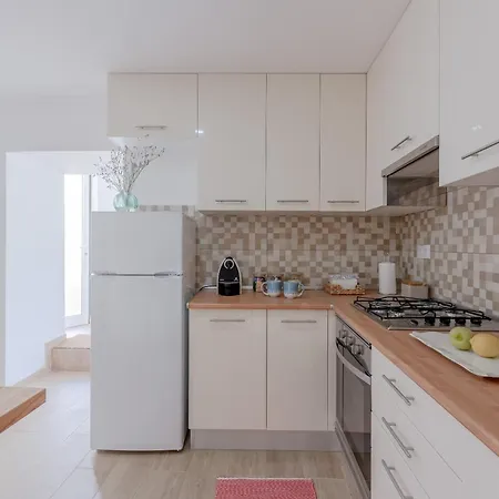 Alfama With Open Air - Up To 30 Guests